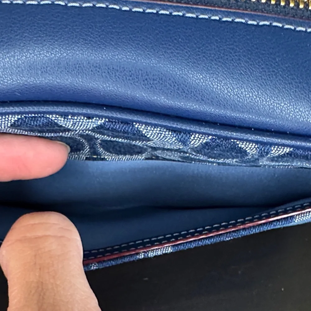 Coach Navy Blue Denim Signature Crossbody Bag NWT - Picture 7 of 11